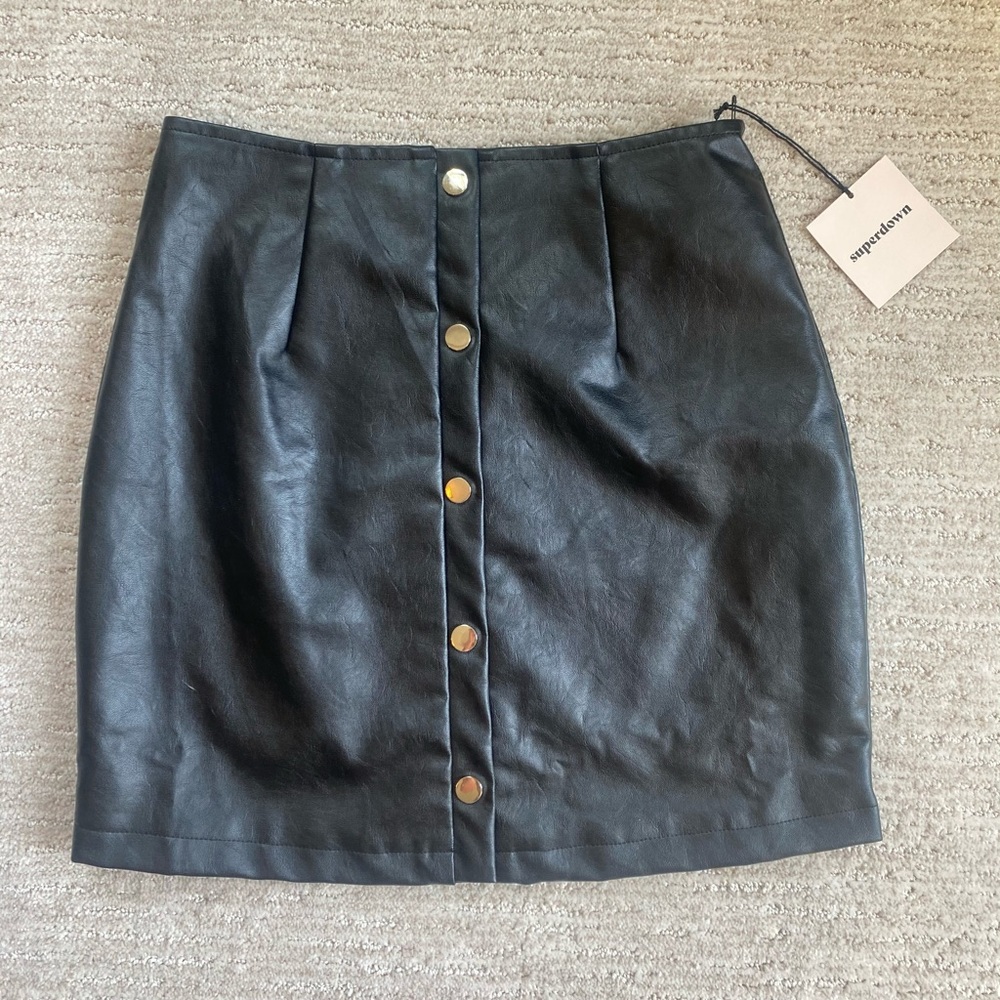 Superdown faux leather skirt NWT